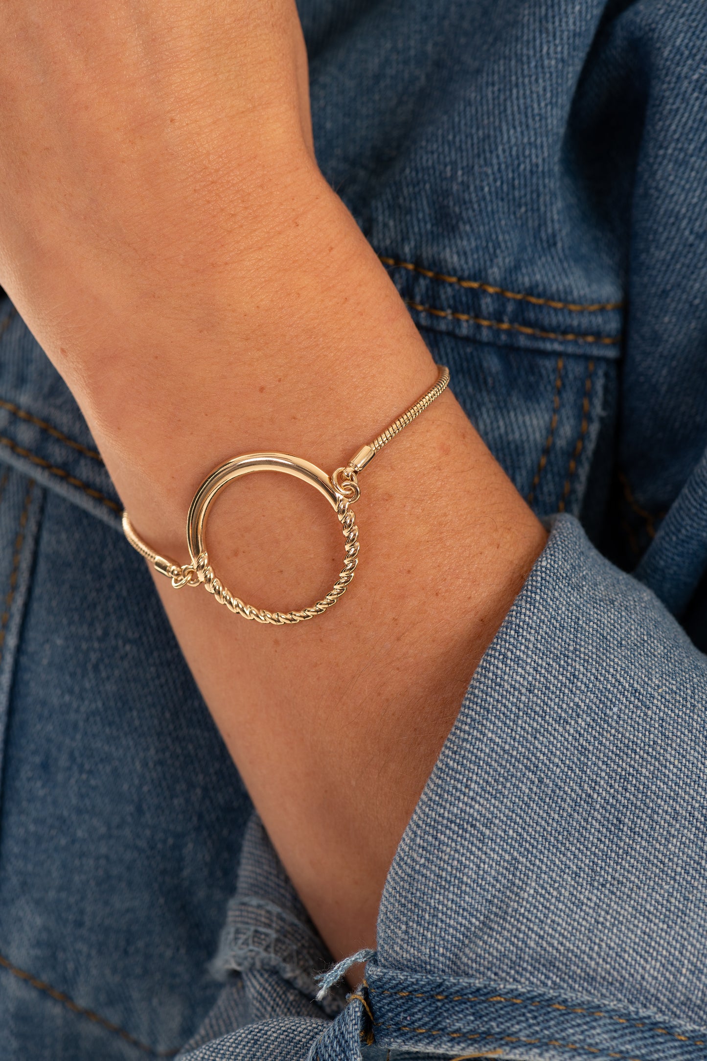 Twisted Round Metal Adjustable Slider Bracelet