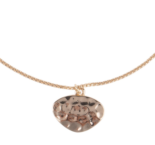 Gold Hammered Metal Delicate Pendant Short Necklace